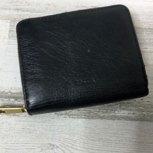 Fossil Small Black Cow Hide Leather Zipper Cold Slot